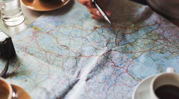 vrei sa pleci din romania astrolog cand e momentul oportun