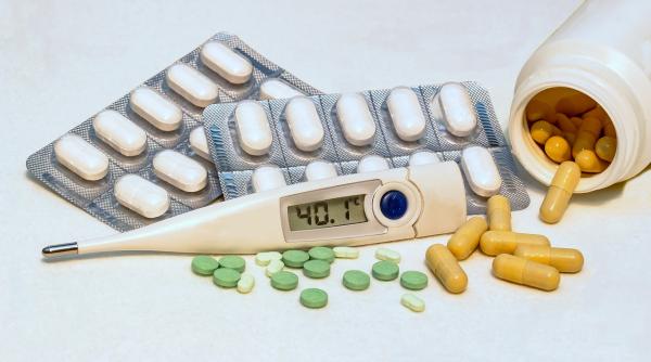 febra tifoida simptome tratament prevenire cum te afecteaza