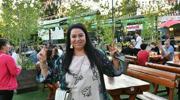 oana roman mesaj pe facebook inghit injuraturi dela iuni publice minciuni