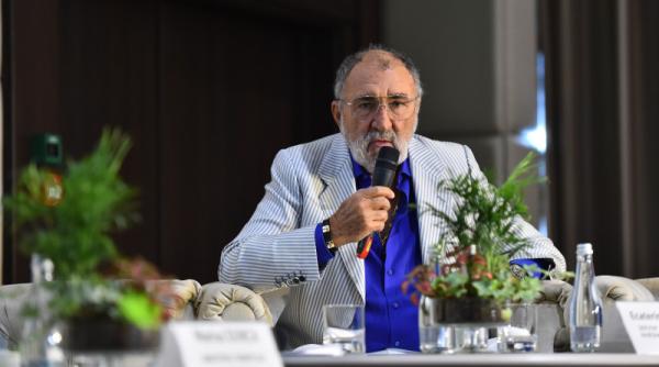 ion tiriac  dezamagit de primariile de sector  niciuna nu a luat exemplu