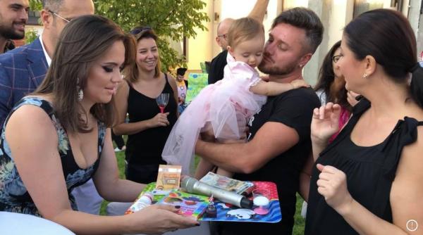 gabriela cristea moment emo ionant ma uit cu dragoste si sperant la tine