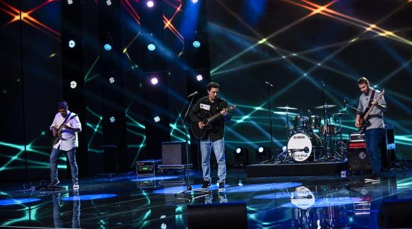 x factor 25 septembrie surpriza pentru bendeac cine a urcat pe scena
