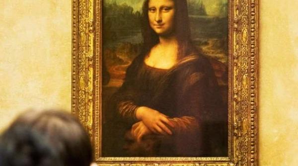 mona lisa replica uriasa din biscuiti este uimitor