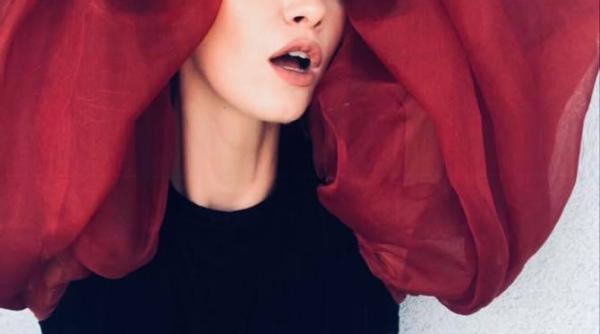 laura cosoi copil iulia albu obsesiv compulsiv carutul pe o stanca periculoasa