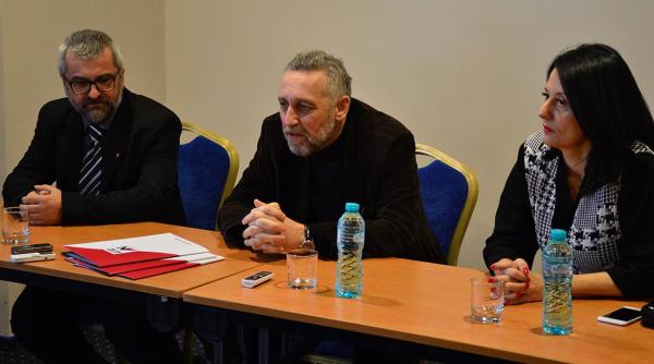 marian munteanu mesaj pentru iohannis macar in ceasul al 12 lea sa o faca