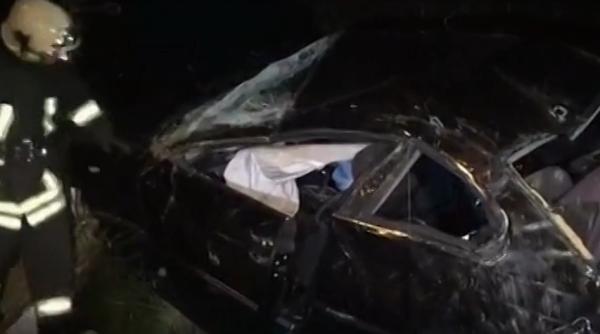 trei victime intr un accident s au rasturnat cu masina