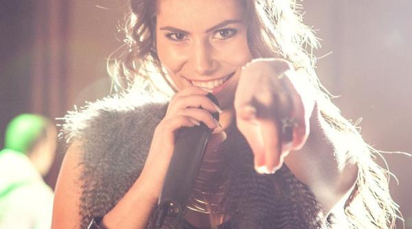 vocea romaniei dana olteanu i a cucerit pe irina rimes si chirila video