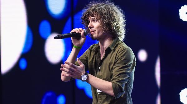 x factor surpriza vlad dragulin face cadou un talisman norocos