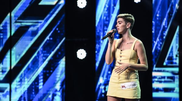 carla s dreams intrigat de o concurenta la x factor arati special