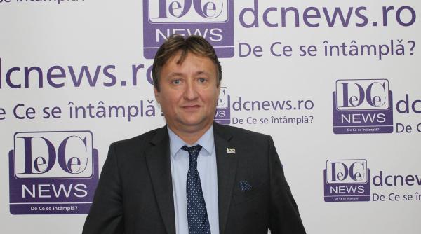 ovidiu dota  primarul din topolovatu mare  interviu despre prezentul si viitorul localitatii