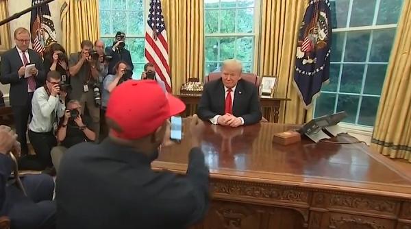 donald trump kanye west scene casa alba