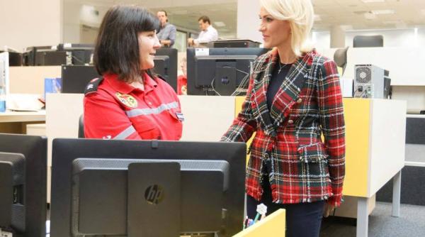 gabriela firea vizita fulger la centrul municipal integrat pentru situatii de urgenta