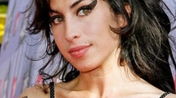 amy winehouse va reveni pe scena sub forma unei holograme