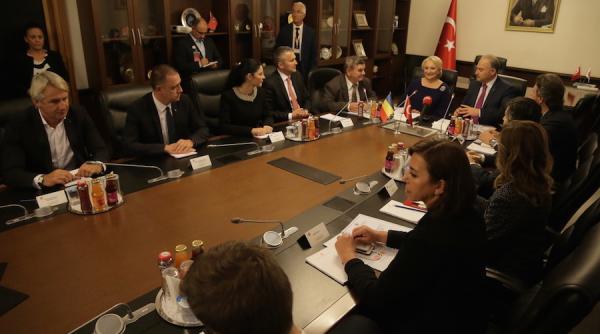 ankara ministrul oprea solutii pentru echilibrarea balantei comerciale cu turcia