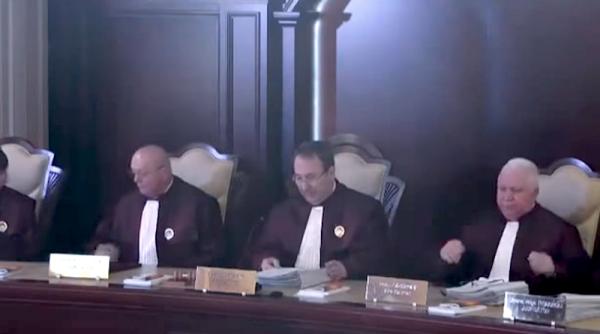 statutul alesilor locali ccr decizie dupa sesizarea lui iohannis