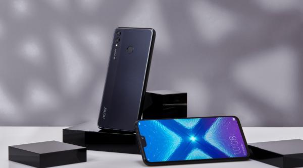 honor 8x smartphone ul cu cel mai bun raport performanta pret al anului 2018