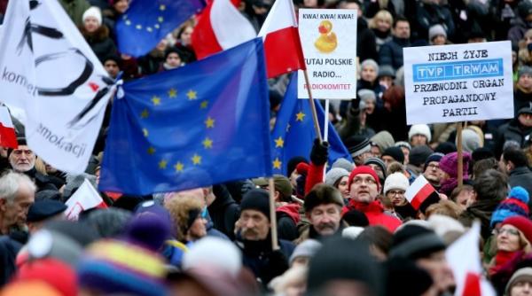 alegeri polonia moment decisiv in razboiul cu ue