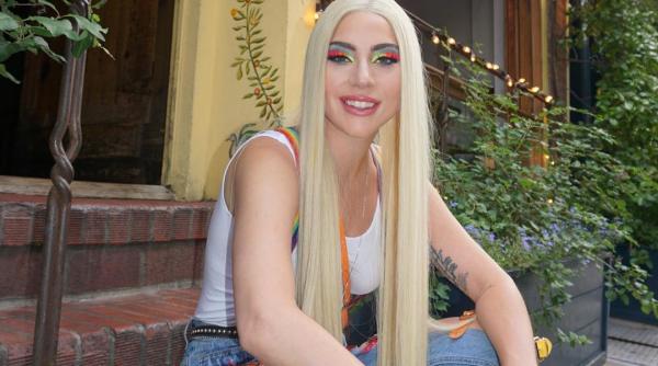 lady gaga logodna inel de 400 000 de dolari