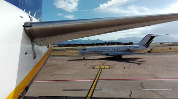 avion de 240 de milioane distrus de un dorel