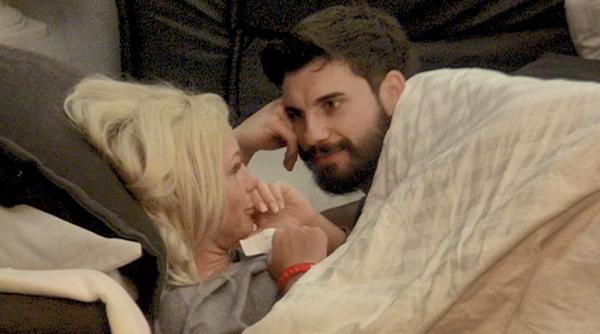 insula iubirii imaginile care il dau peste cap pe bogdan