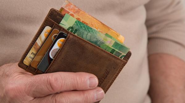 parvan aoar despre majorarea salariilor lovitura pentru afaceri