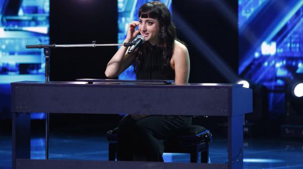 x factor o tanara din america a venit in romania pentru a si cunoaste mama