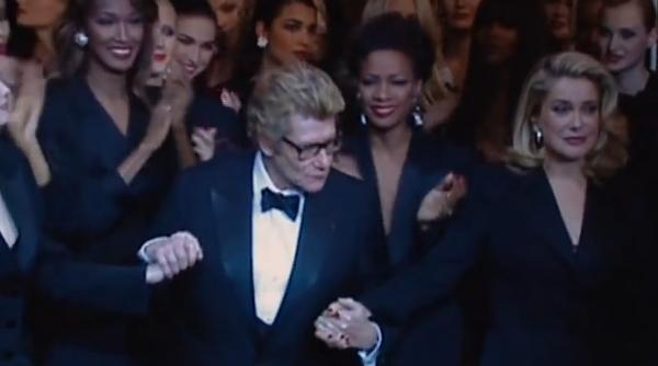 catherine deneuve garderoba yves saint laurent licitatie eveniment