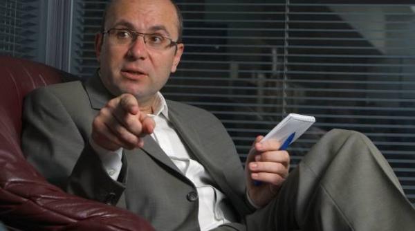 toader lazar ordonanta clasata gusa a facut o voit este un joc sofisticat