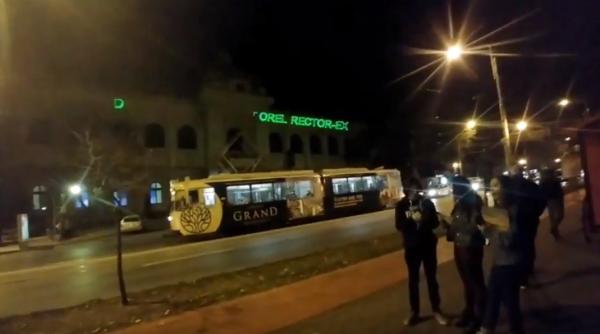 mesaje anti toader pe universitatea al ioan cuza dide cerem demisia