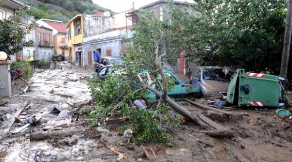 drama in sicilia noua cadavre descoperite intr o casa inundata