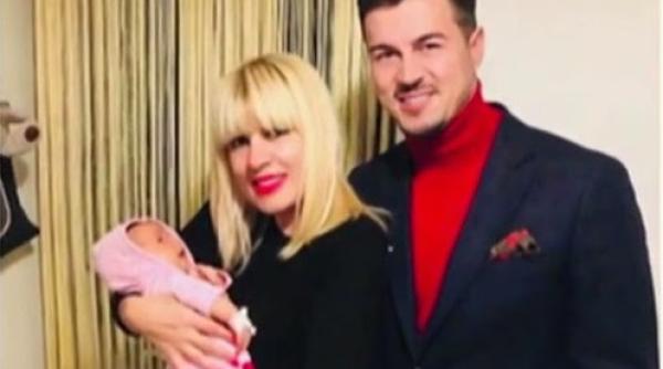 elena udrea prima poza cu fetita dupa decizia judecatorilor din costa rica