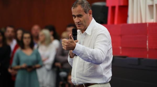 marian neacsu iese la atac sa urmariti o inregistrare