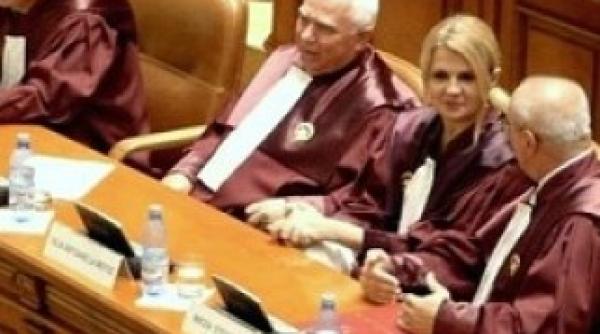 ccr parlament iccj decizie conflict rosca stanescu vor avea de suferit