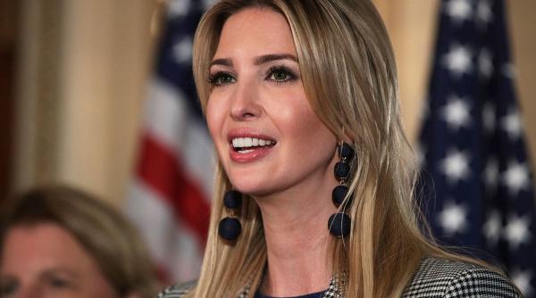 ivanka trump acuzata din acelasi motiv ca hillary clinton