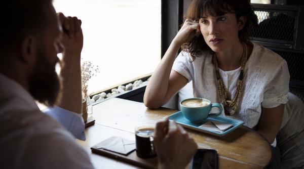 semne prin care putem detecta mincinosii