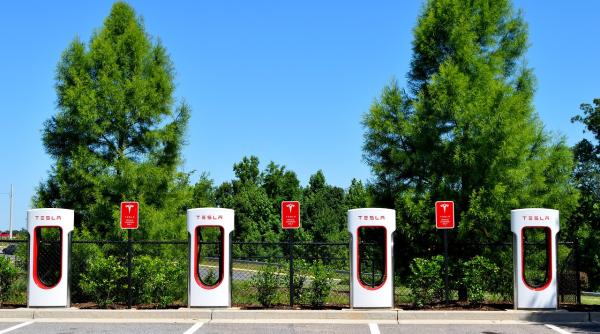 automobile electrice cerere neasteptata din partea frantei