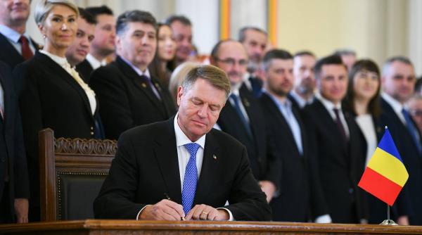 iohannis din acest moment guvernul este obligat
