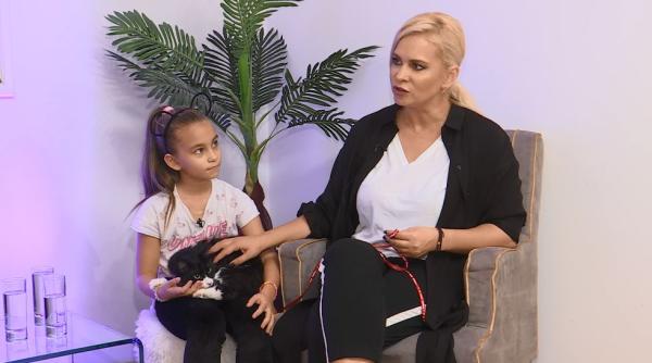 paula chirila alaturi de fetita ei la stapanii vedetelor am zis ca ea si molly vor fi ca doua surori