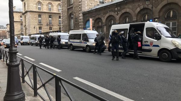 medicul vasi radulescu in franta e strigator la cer