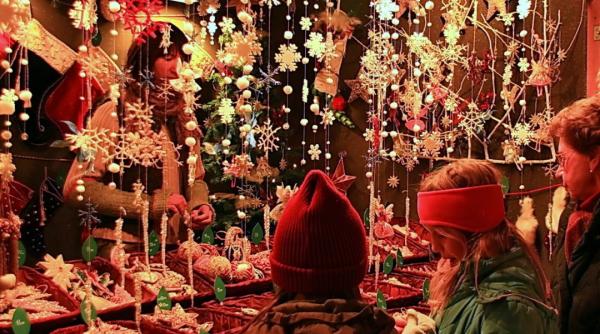 targul cadourilor de craciun  la romexpo