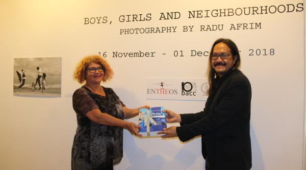 radu afrim a reprezentat romania la bienala de arta de la bangkok