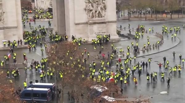 franta manifestatii violente cunoscut protestar roman printre vestele galbene