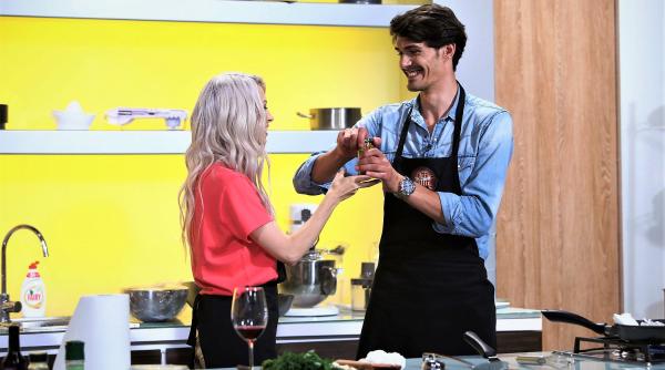 andreea balan si sotul ei la chefi la cutite 2018 surpriza la antena 1