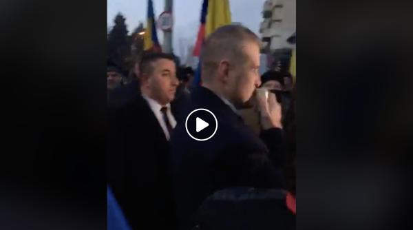 protest la cotroceni oamenii sunt la poarta lui iohannis video