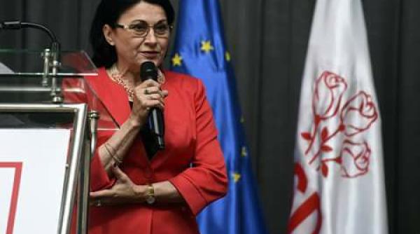 ecaterina andronescu o tara nu se poate dezvolta fara