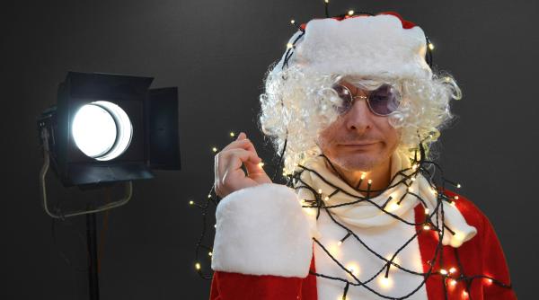 urasti craciunul nu esti singurul