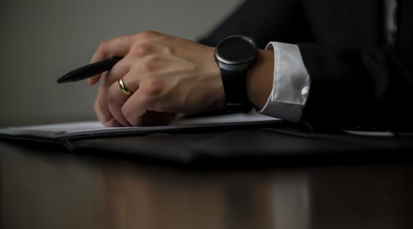 escrocherii imobiliare totul despre mostenitori falsi si documente masluite