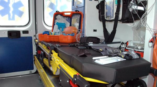 accident pe dn1 la iesirea din vladeni spre fagaras soldat cu o persoana ranita