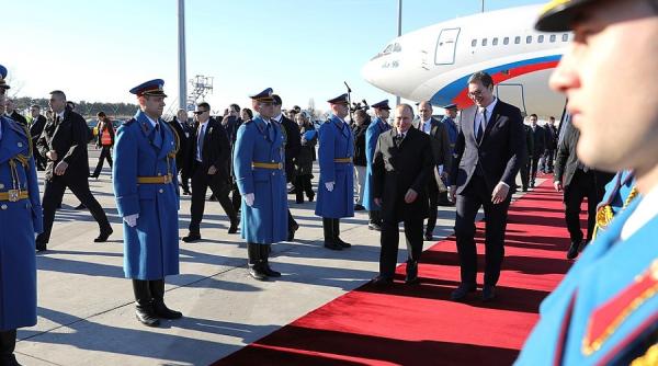 putin primit ca un superstar intr o capitala europeana