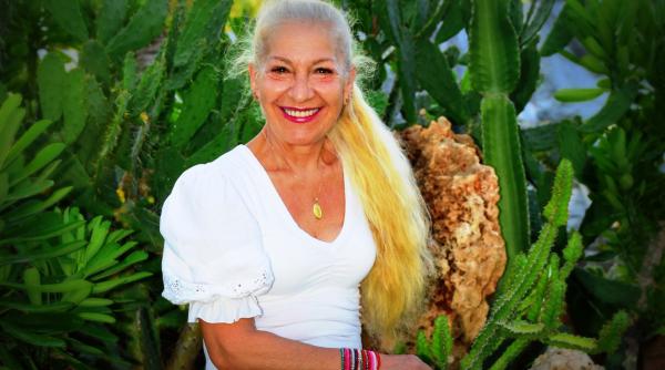 mama lui andrei tinu i am dat un cap in gura